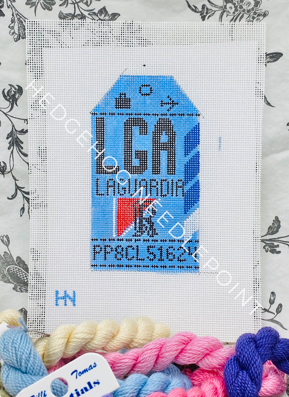 La Guardia New York Retro Travel Tag