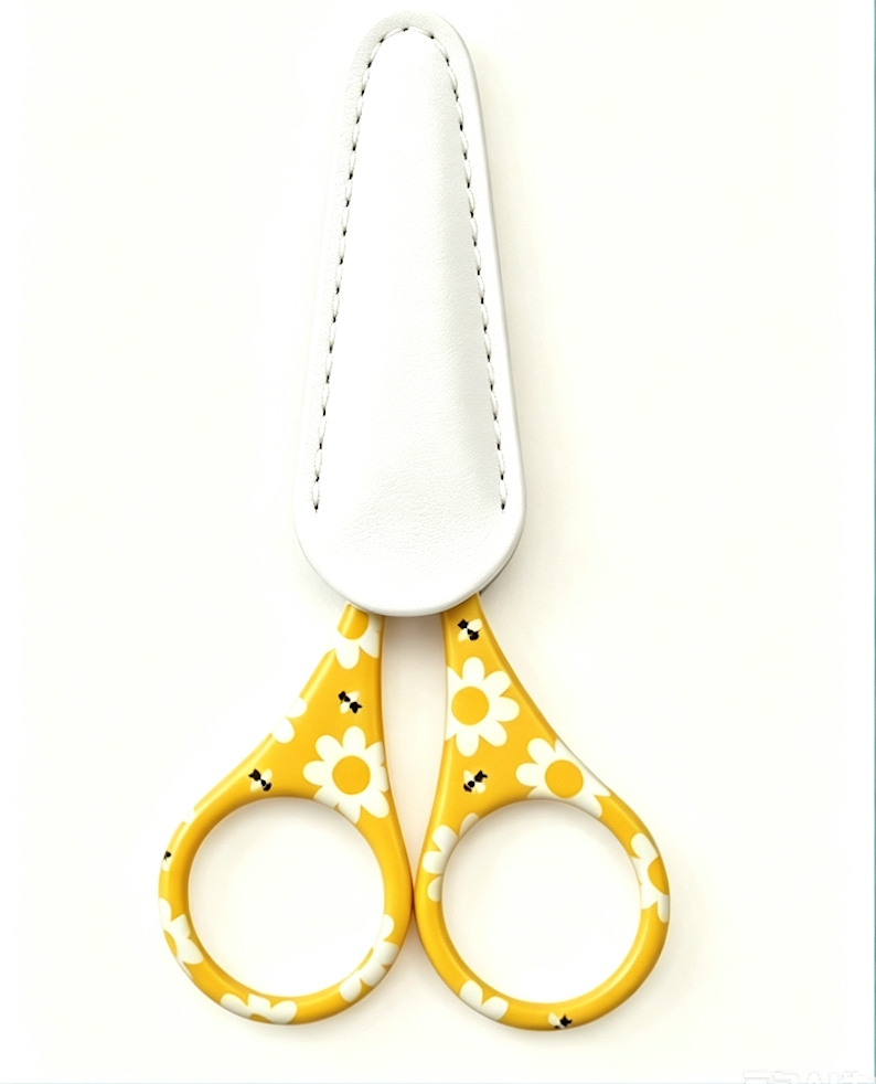 Daisies/Bees scissors with sheath