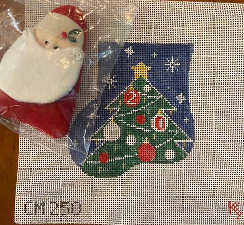 2022 Tree Mini Sock w/Santa