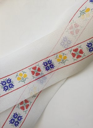 Edelweiss & Hearts Belt